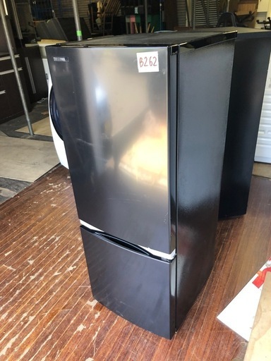 NO B262 ?福岡市内配送設置無料✨?GR-R15BS-K 冷蔵庫 BSシリーズ セミマットブラック [153L /2ドア /右開