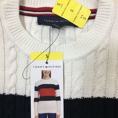 値下げしました！　￥3,900→￥1,900　海外・日本のサルベージ品　TOMMY  HILFIGER  セーターの画像