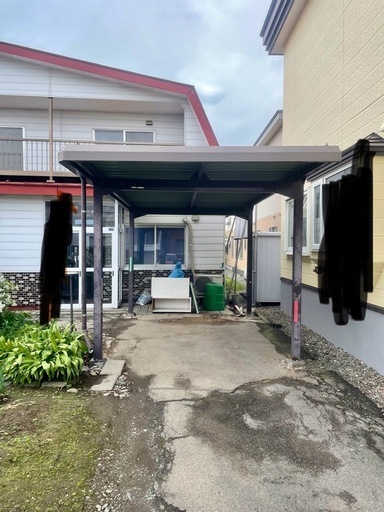 中古カーポート一台用