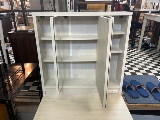 【リサイクルサービス八光】幅60.5㎝　ホワイト　ドレッサー　三面鏡　2口コンセント付き リサイクルサービス八光】幅60.5㎝ ホワイト ドレッサー 三面鏡 2口