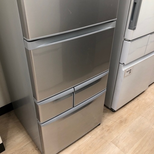 【6ヶ月保証付き】TOSHIBA 5ドア冷蔵庫のご紹介です！！
