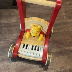 プーさんの手押し車