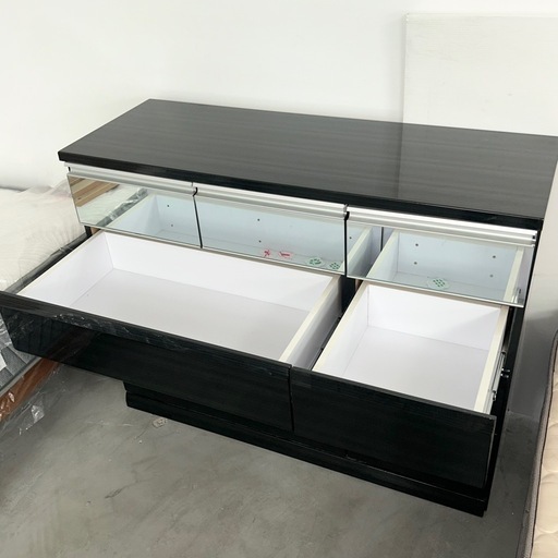 ⭐️チェスト⭐️4段引出し　収納　木製　美品　大阪市近郊配送無料