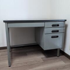 スチールデスク