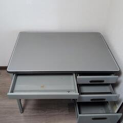 スチールデスクの画像