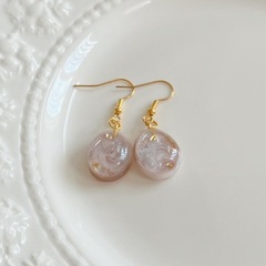 🎀ハンドメイド　レジンのピアス の画像