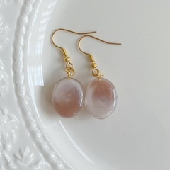 🎀ハンドメイド　レジンのピアス の画像