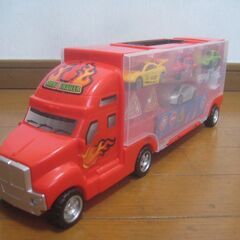 美品 トミカも遊べます 大型トラック トレーラー トランスポーター ミニカー収納用にの画像