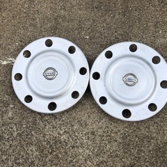日産キューブ　ホイールキャップ　2枚