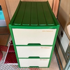 衣装ケース　中古
