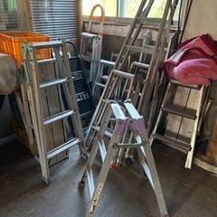 脚立　三段の画像
