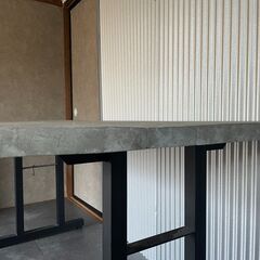 カツセカ制作｜モルタル風天板のダイニングテーブル（W150cm）【ハンドメイド・1点モノ】の画像