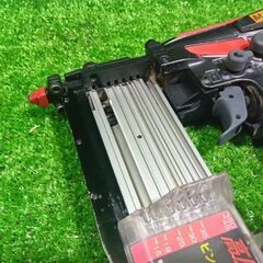 マックス HA-50P4(D) 高圧ピンネイラ【市川行徳店】【店頭取引限定】【中古】管理番号：IT4HSNQB2894の画像