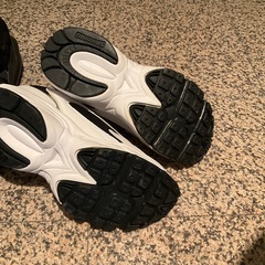 SPALDING スニーカー　レディーススポーツシューズ　23.5センチの画像