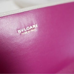 【新品・未使用品】BULGARI ホワイト 長財布　ブルガリ・ブルガリの画像