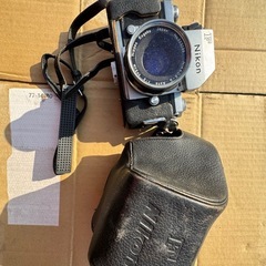 Nikon F 