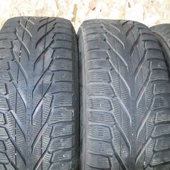A4012 La-Strada 17インチ7.5J 139/6H +20 265/65R17 スタッドレス付4本SET HAKKAPELIITTA R2 SUV 17年製 手渡し歓迎 の画像
