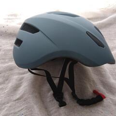 自転車ヘルメット（小さめ）の画像