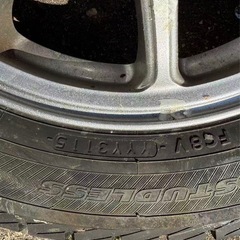 車のパーツ タイヤ、ホイールの画像