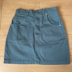 ミニスカート　ほぼ新品