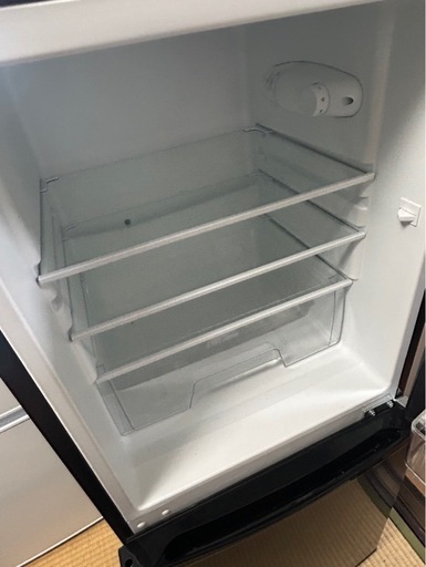 【2020年製•極美品‼️】アイリスオーヤマ 2ドア冷蔵庫（142L）ブラック