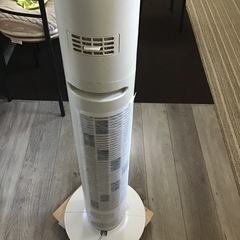 タワー扇風機の画像