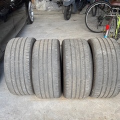 265/35ZR20 4本