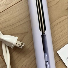 ｻﾛﾆｱ ｽﾄﾚｰﾄｱｲﾛﾝ 限定色の画像