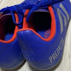 中古品　サッカースパイクアディダスPREDATORの画像
