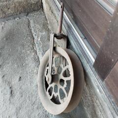 鉄製滑車　径約27cm　ガーデニングの画像