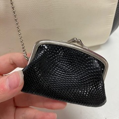 ☆値下げ☆H2506-102 ハンドバッグ 小銭入れ付き 汚れありの画像