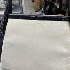 ☆値下げ☆H2506-102 ハンドバッグ 小銭入れ付き 汚れありの画像