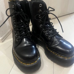 Dr.Martens
