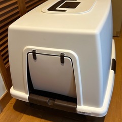 猫　ねこ　トイレ　大きいサイズ　スコップ　脱臭剤付き　茶色　白　...