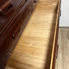 定価4万円　杉タンスの画像