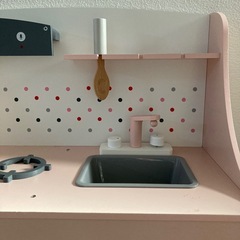 木製おままごとキッチンの画像
