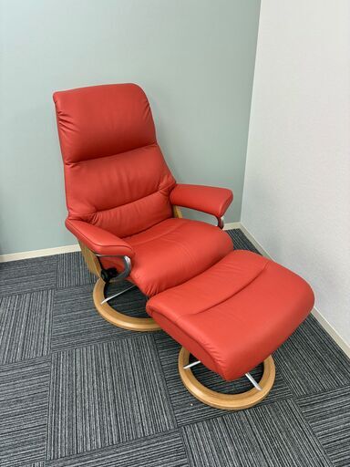 エコ-ネス　ストレスレス　赤 美品】EKORNES（エコーネス）ストレスレスソファオットマン付