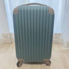 機内持込可　スーツケース　キャリーケース　ダイアルロック式　かわいい