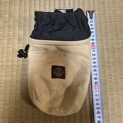 ドローストリング、カラビナ付きポーチ
