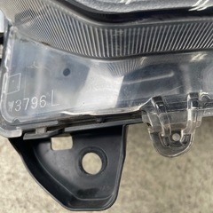 ウェイク/WAKE/ピクシスメガ/ハイゼットキャディーLA700S/LA700S/LA700A/LA710A 純正 左ヘッドライト/ハロゲン W3796 811170-B2640の画像