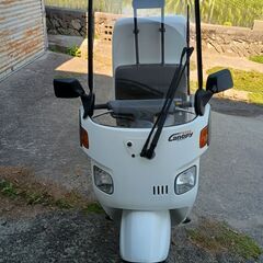 ホンダのジャイロキャノピー　綺麗な車体　大きなBOX付き。の画像