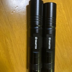 明るいLEDライト 2本セット　18650バッテリー必要の画像