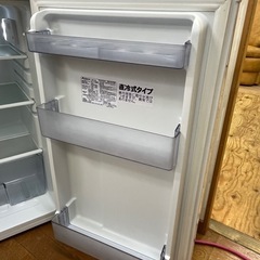 激安冷蔵庫!! 色褪せありのため大特価!! コンパクトタイプ 2ドア 139L 2022年 アビテラックス AR-131の画像