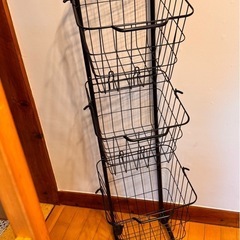 新品 3段 ランドリー　バスケットの画像