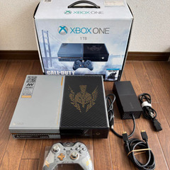 美品!!［Xbox One］1TB コール オブ デューティ 限定版