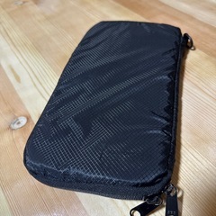 TIGORA　ポーチ　財布　コインケース　通帳入れ　