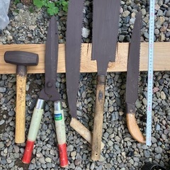 剪定伐採用ノコギリとハサミ　錆止め塗装仕様