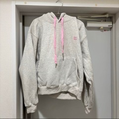 MIUMIUミュウミュウ セットアップスウェット レディース服の画像