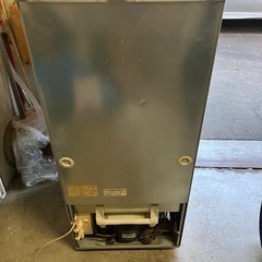 TOSHIBA冷凍冷蔵庫YR-12Tの画像