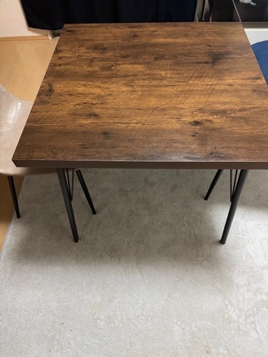 ダイニングテーブル